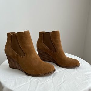 Lucky Brand Yamka Wedge Chelsea Boot